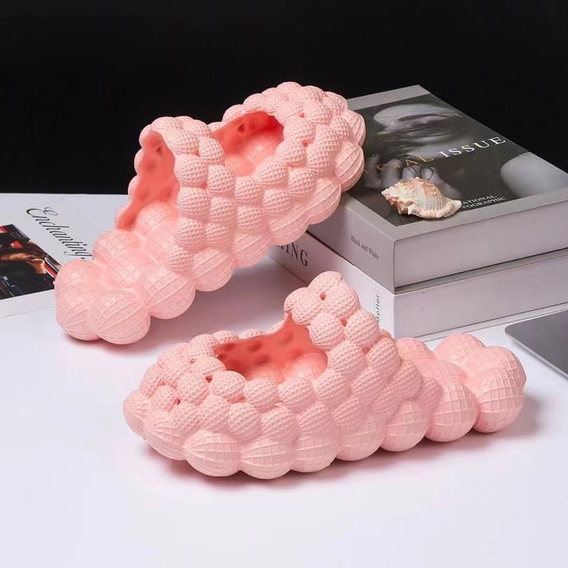 Soft And Comfortable Garden Slippers