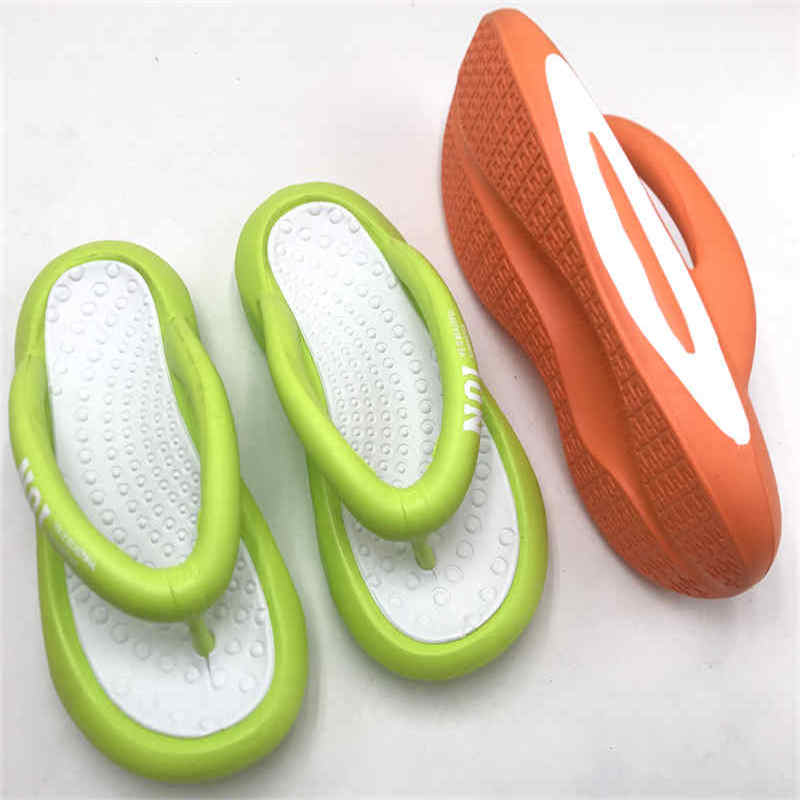 Lightweight Flip Flops