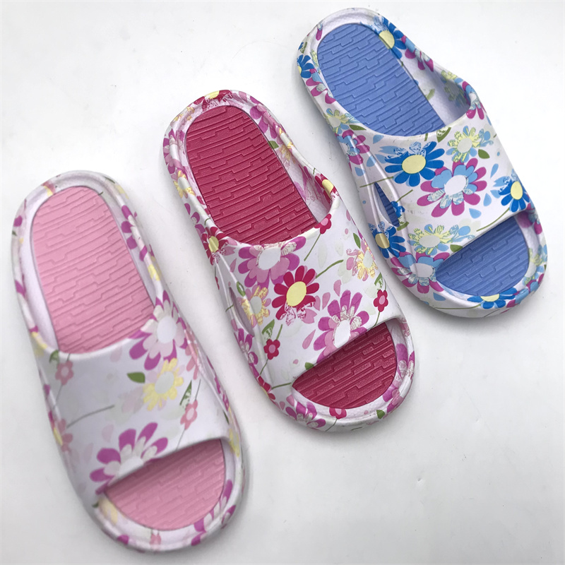 Flower Pattern Classic Soft Slipper