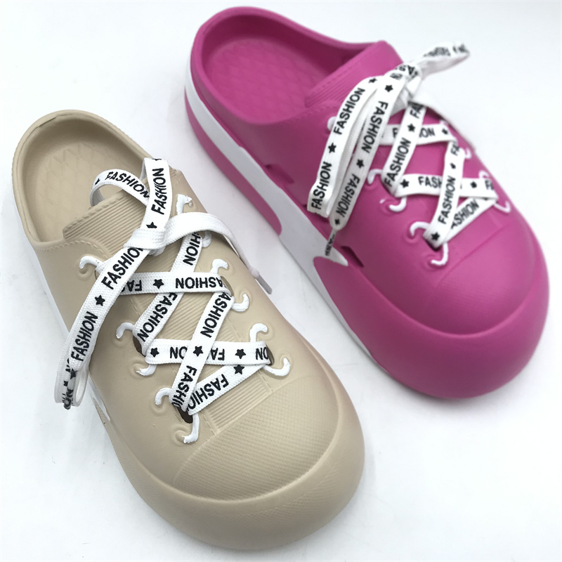 Casual Garden Shoes with Lace-up